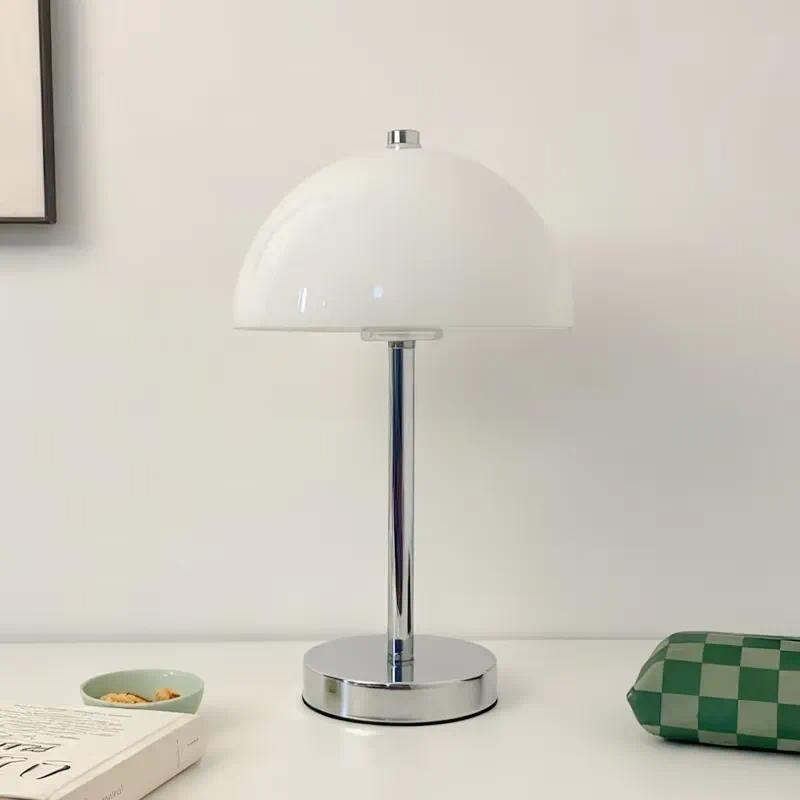 Nordic Mushroom Desk Lamp Simp - Light Switch recension och pris